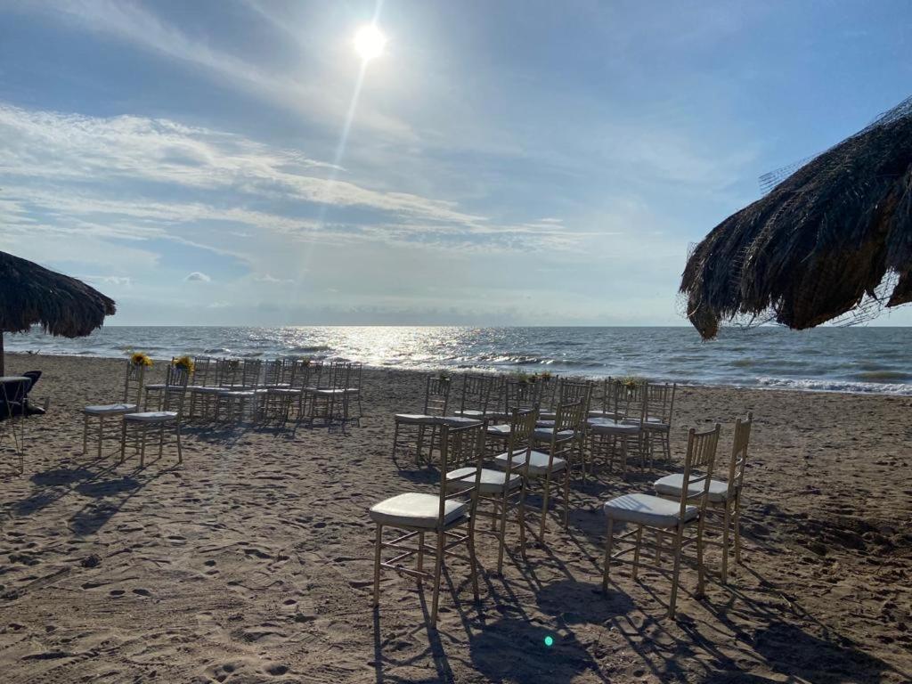 Вілла Mar Azul - Playa Y Turismo Camarones Екстер'єр фото